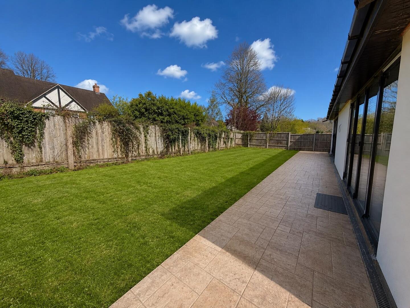 6 bed property in Croft Road, Gerrards Cross